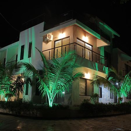 Sia Resort Alībāg Εξωτερικό φωτογραφία