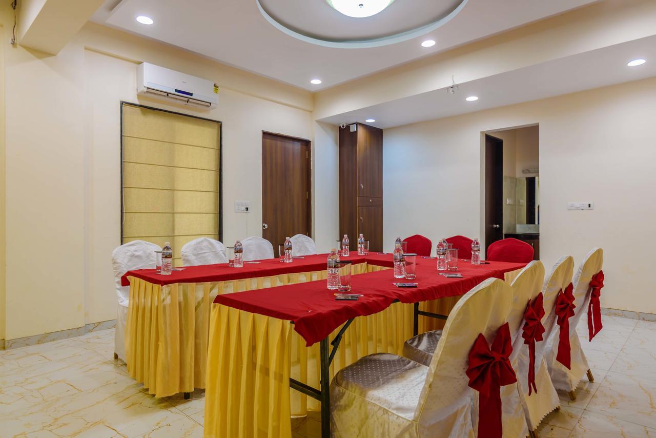 Sia Resort Alībāg Εξωτερικό φωτογραφία